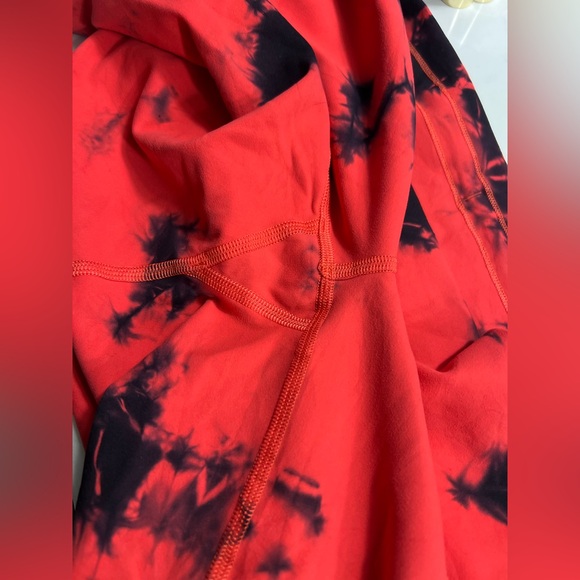 Lululemon Wunder Train High-Rise Tight 21” Tie Dye Carnation Red Black Size 10 - Picture 8 of 9